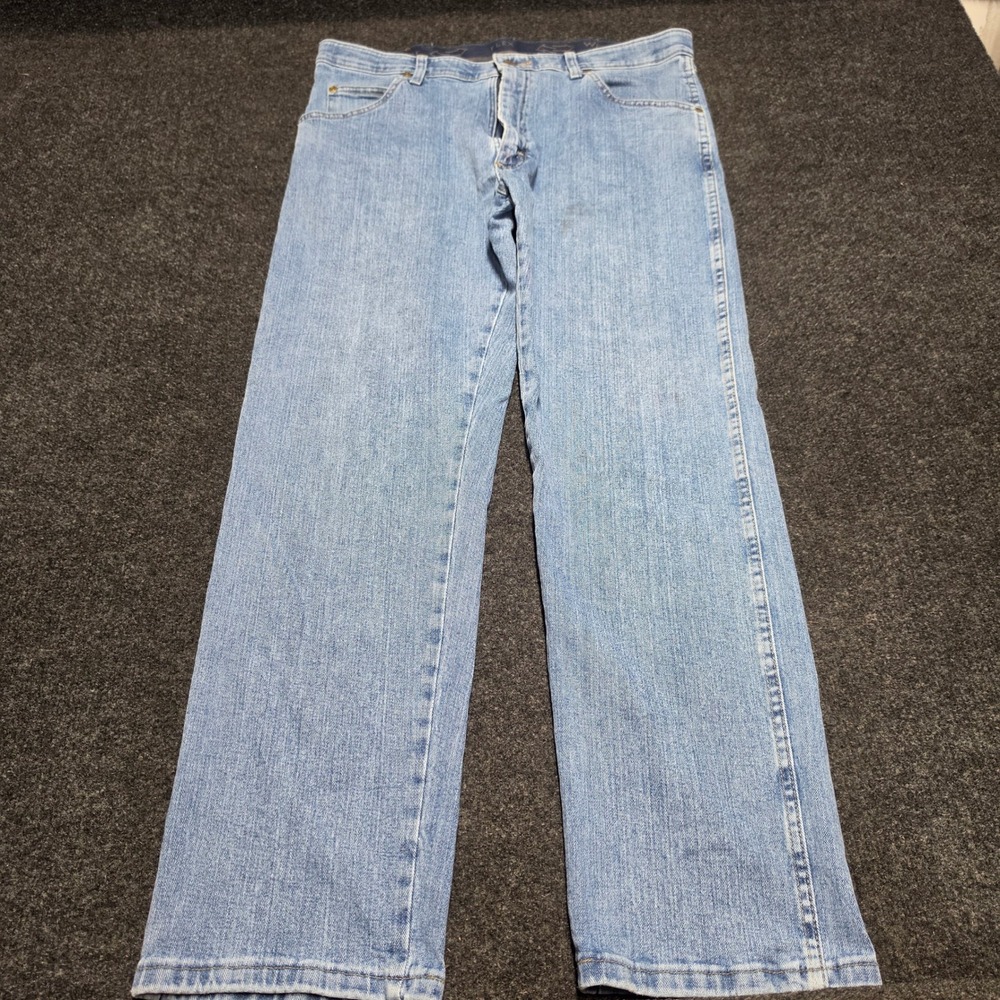 Wrangler Rugged Wear Mens Light Wash Flex Waist Straight Leg Jeans 36x29